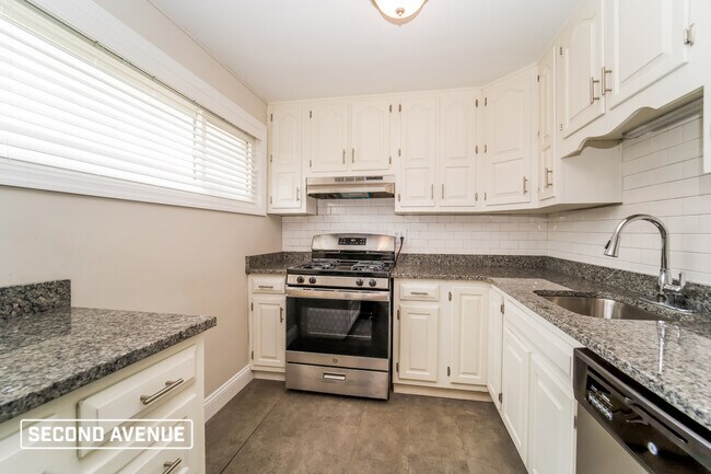Foto del edificio - 3735 Evergreen Dr
