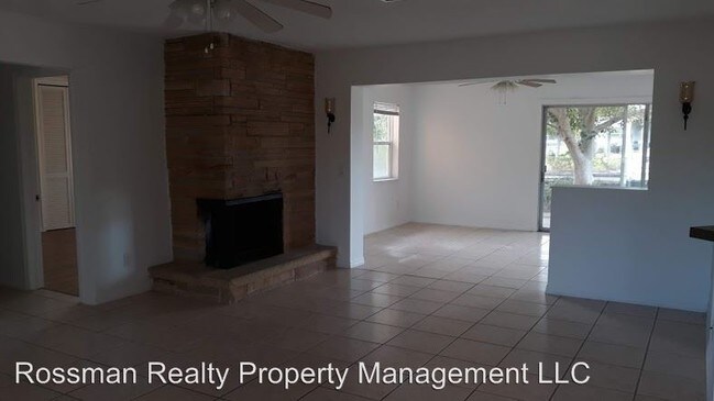 Foto del edificio - 3 br, 3 bath House - 1420 Vendome Court