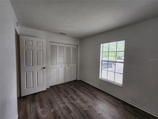 Building Photo - 2533 NW 62 Pl