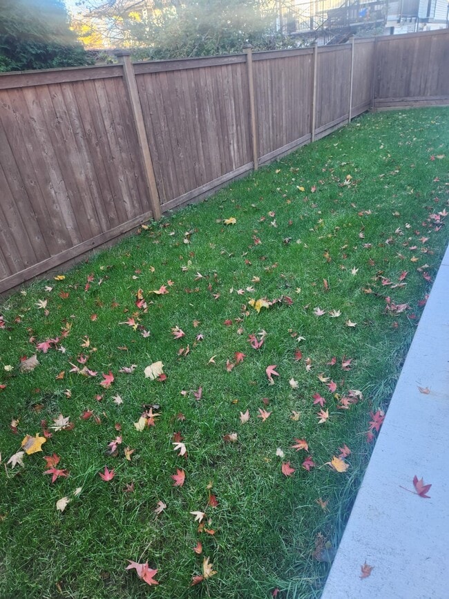 Building Photo - 45314 Wells Rd