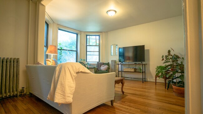 Foto del edificio - 2500 N Kedzie Blvd
