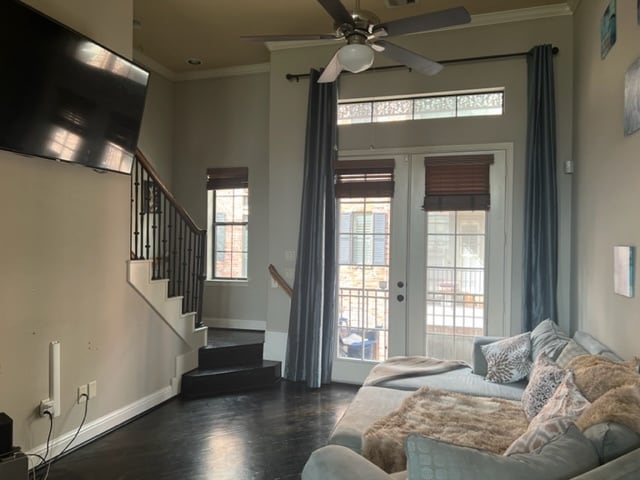 Primary Photo - 2352 Camden Dr