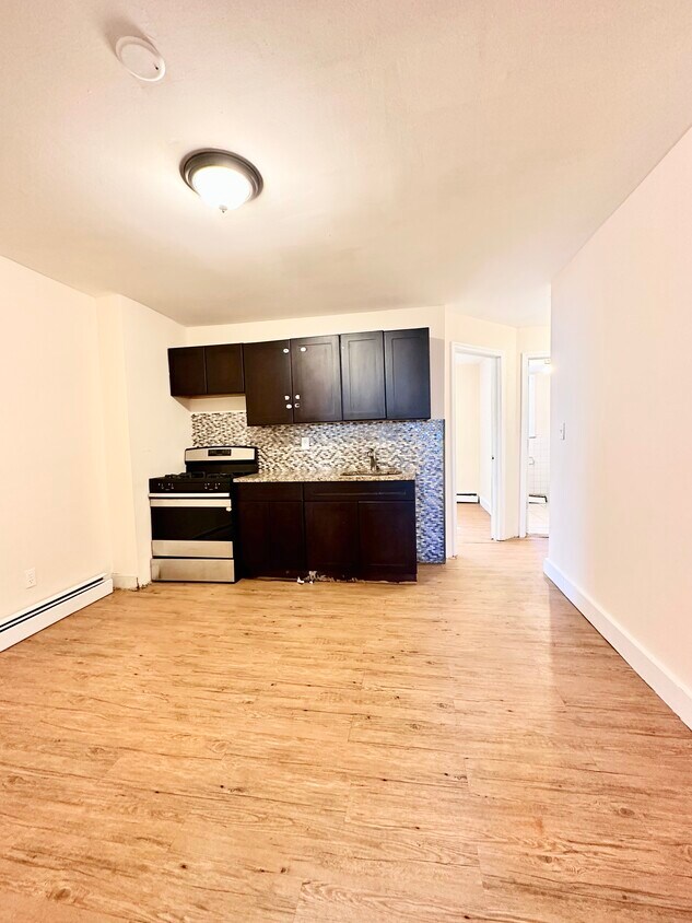 297 Forrest St Unit 1, Jersey City, NJ 07304 297 Forrest St Jersey