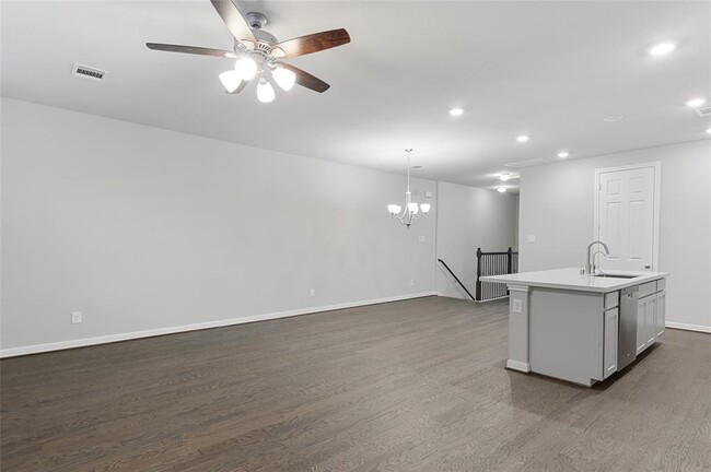 Foto del edificio - 9443 Towne Lake Pkwy