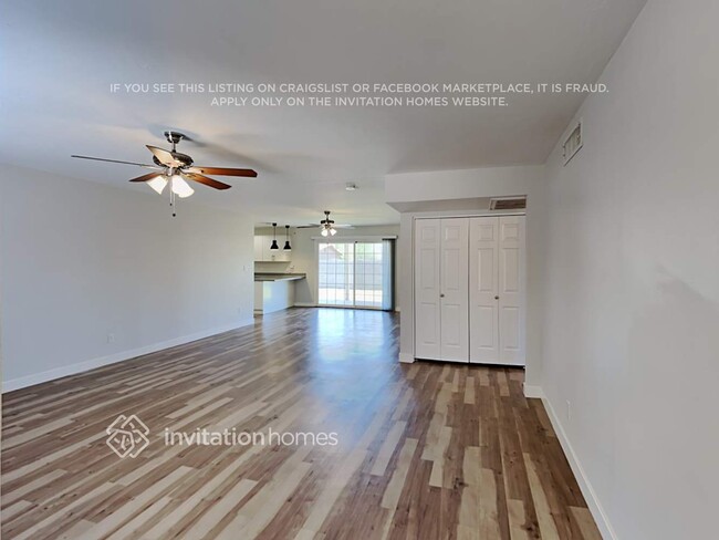 Building Photo - 2520 S Los Feliz Dr