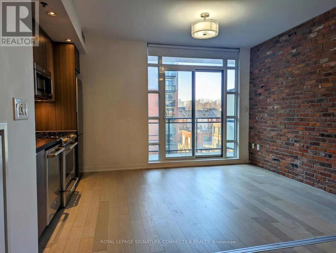 Photo principale - 88-488 Colgate Ave