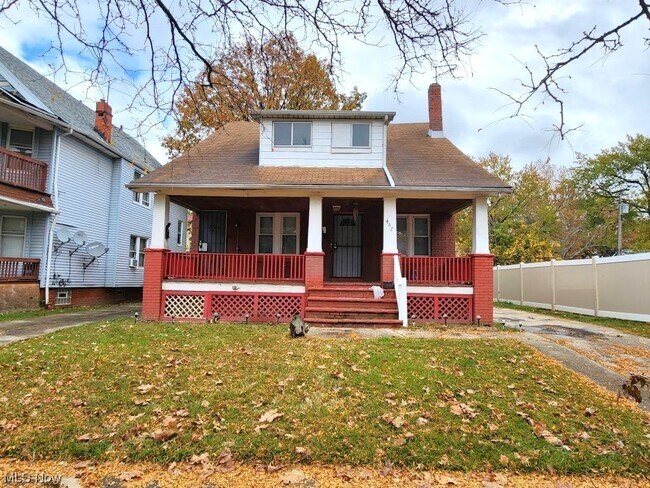 Foto del edificio - 457 E 143rd St