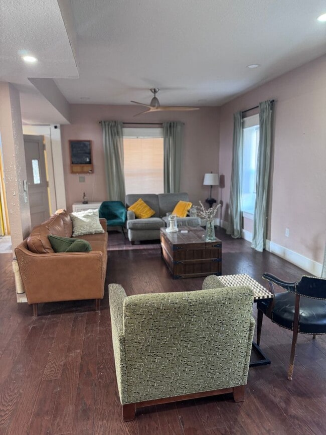 Building Photo - Private Room for Rent – $750/Month | All Utilities Included