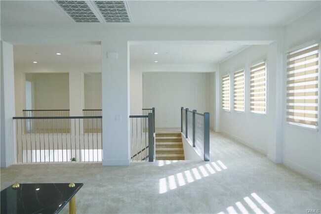 Building Photo - 107 Spacial