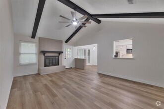 Building Photo - 5622 Woodhollow Dr