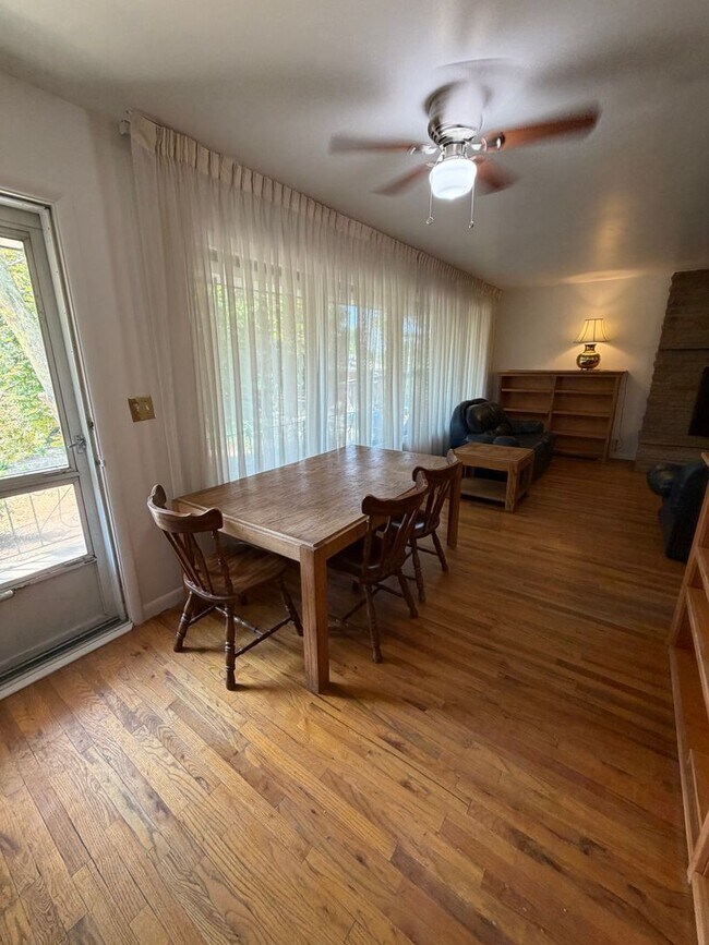 Foto del edificio - 4132 S Carter Cir