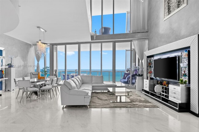Building Photo - 17121 Collins Ave