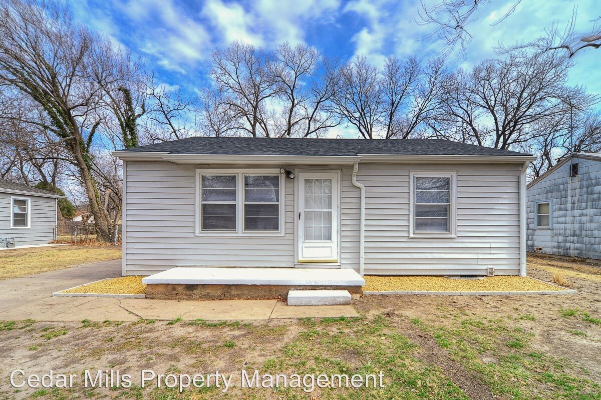 1826 S Edgemoor St, Wichita, KS 67218 House Rental in Wichita, KS