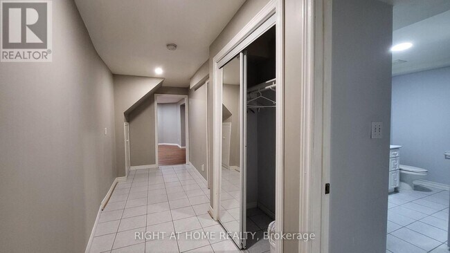 Photo du bâtiment - 5402 Fasdon Ct