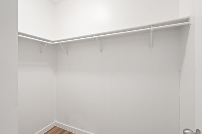 Building Photo - The Skylark on Harwood