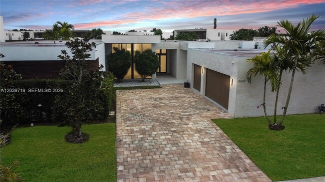 Photo - 16640 Sunset Way House