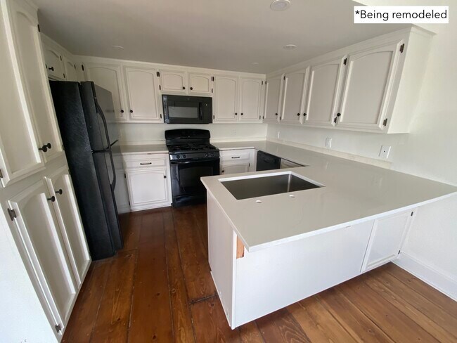 Building Photo - 1358 Prescott Dr