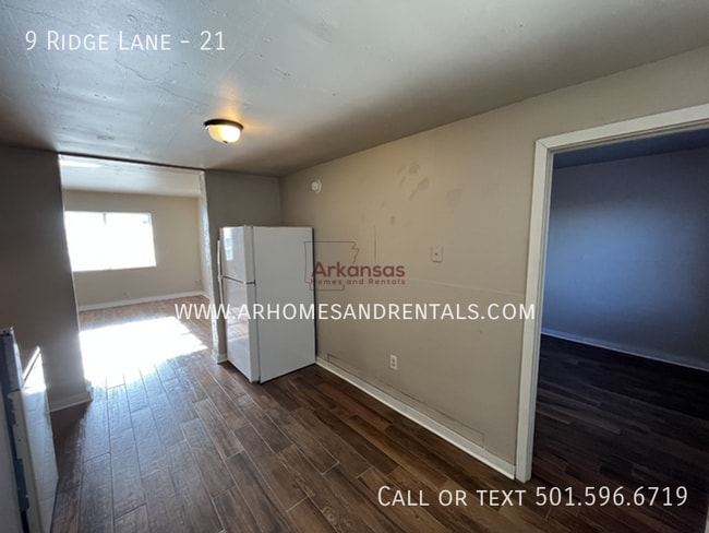 Foto del edificio - 9 Ridge Ln