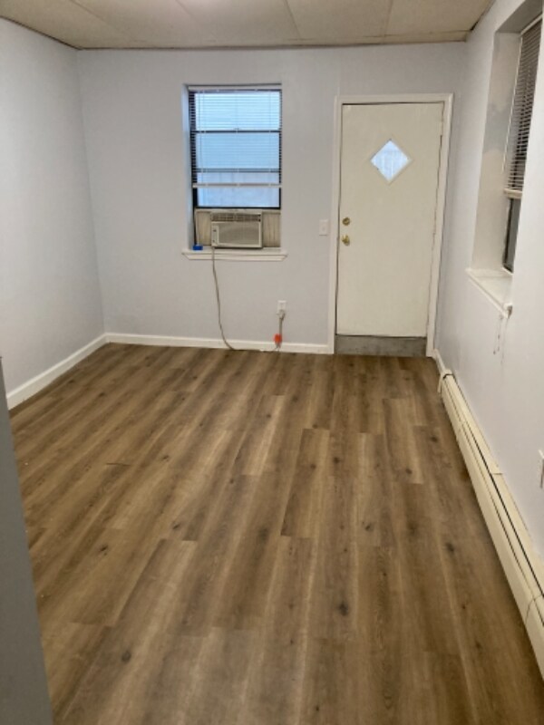 Foto del edificio - 421 Dickinson St