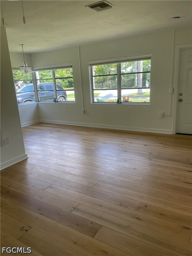 Building Photo - 1442 Olmeda Way