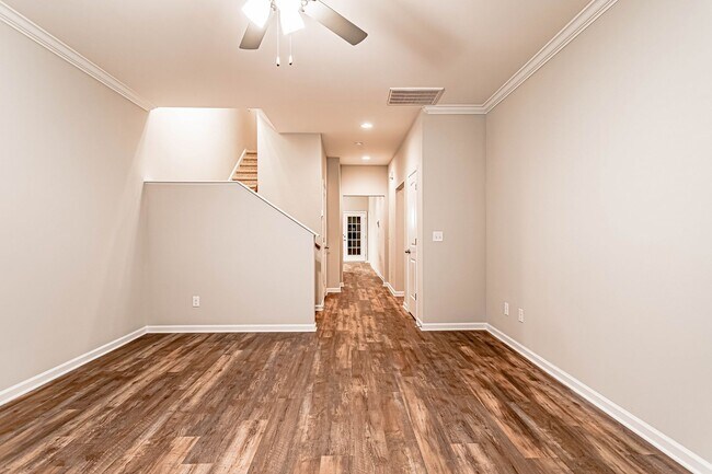 Foto del edificio - 4 Bedroom, 2.5 Bathroom Townhome in Mauldin!