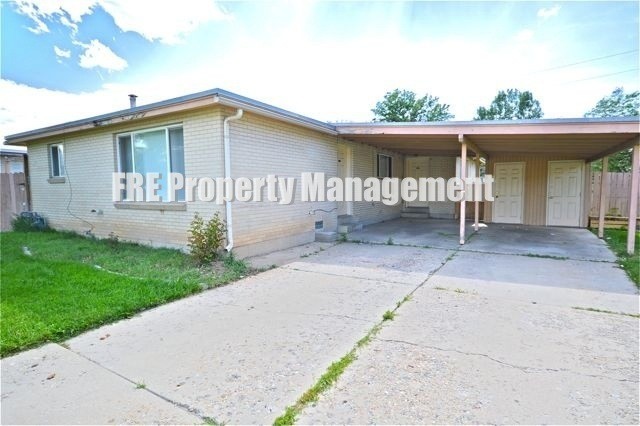 Building Photo - Newly Remodeled 2 Bedroom Millcreek Home