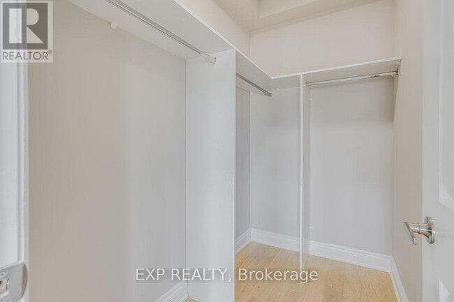 Building Photo - 163-163 Port Robinson Rd