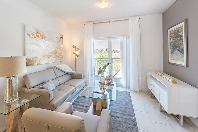 Airy Living with Room to Breathe - The Olivia