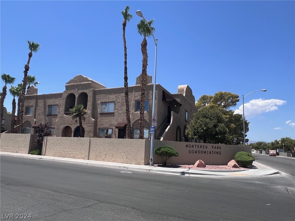Primary Photo - 5061 W Pioneer Ave
