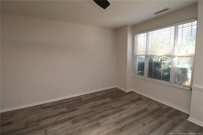 Building Photo - 309 Carthage Ct