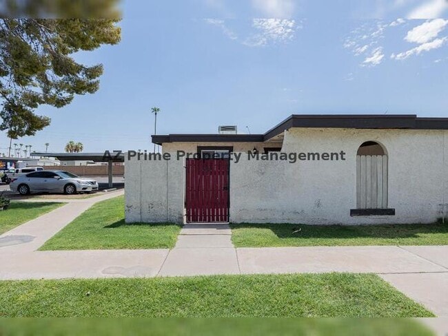 Building Photo - 720 S Dobson Rd