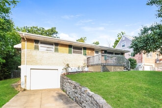 Building Photo - 5215 Ponderosa Dr