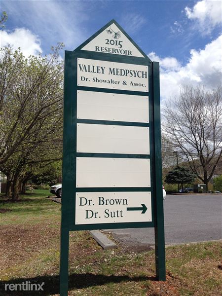 Primary Photo - 2015 Reservoir St