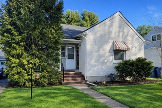 Building Photo - 614 Winton St