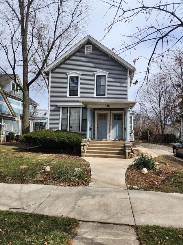 Primary Photo - 516 N Center St