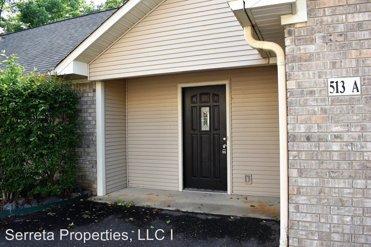 Primary Photo - 513 Grand Point Dr