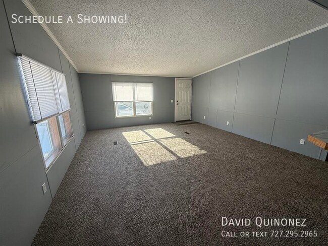 Foto del edificio - 6944 Country Ln