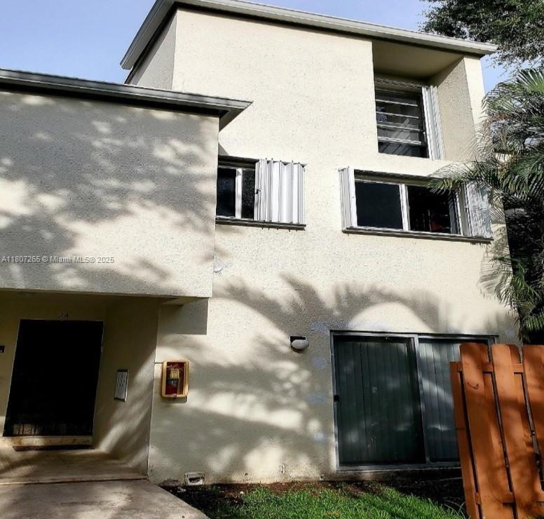 Foto principal - 1914 SW 17th Ave