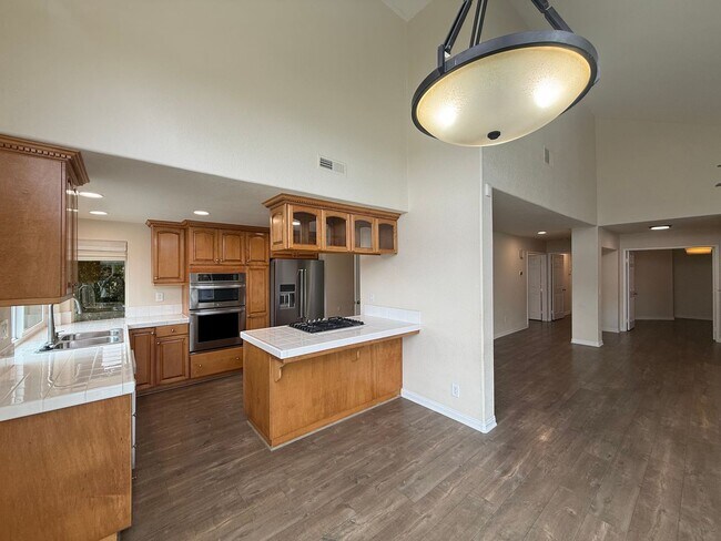 Foto del edificio - Stunning 3BD/2BA Home in Bernardo Heights with Private Pool, Jacuzzi & Terrace