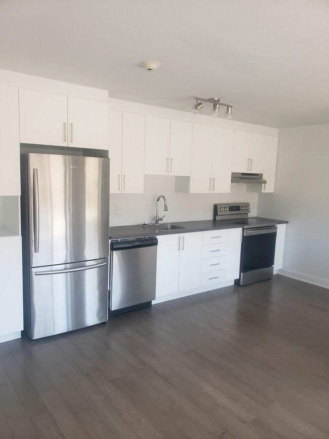 Building Photo - 44 Rue Georges-Bilodeau