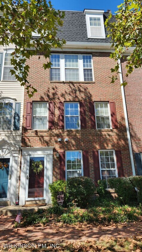 Foto principal - 3 br, 2.5 bath House - 267 Cameron Station...