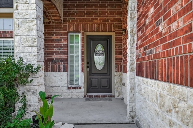 Building Photo - 24914 Diamond Ranch Dr