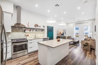 Building Photo - Parc Haven