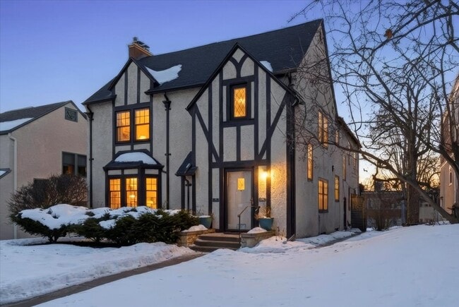 Building Photo - 3540 Irving Ave S