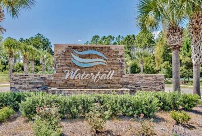 Foto del edificio - 107 Enchantment Falls Ln