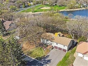 Building Photo - 7783 Kingsview Ln N