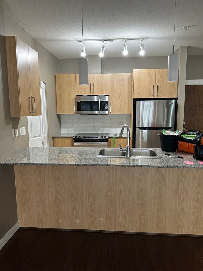 Kitchen - 2943 Nelson Pl