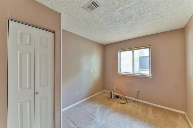 Building Photo - 1511 Brook Meadow Dr