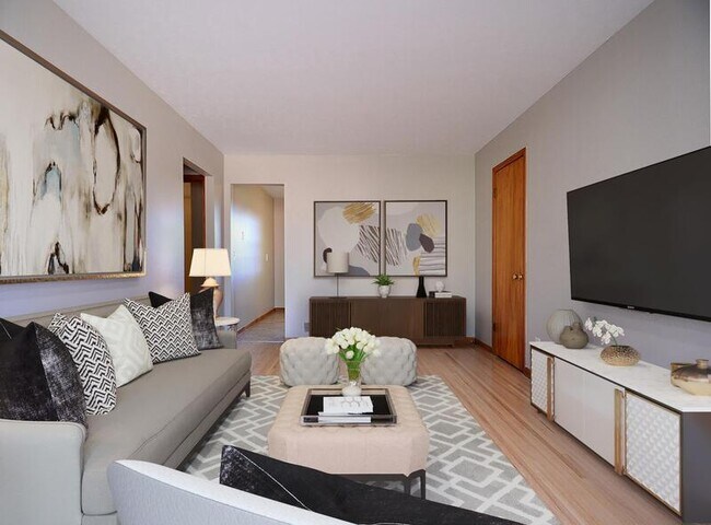 Foto del edificio - 8207 Grover St