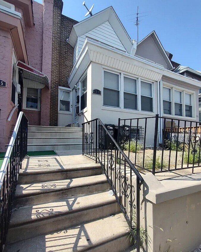 Photo - 6713 Guyer Ave (Philadelphia, PA)